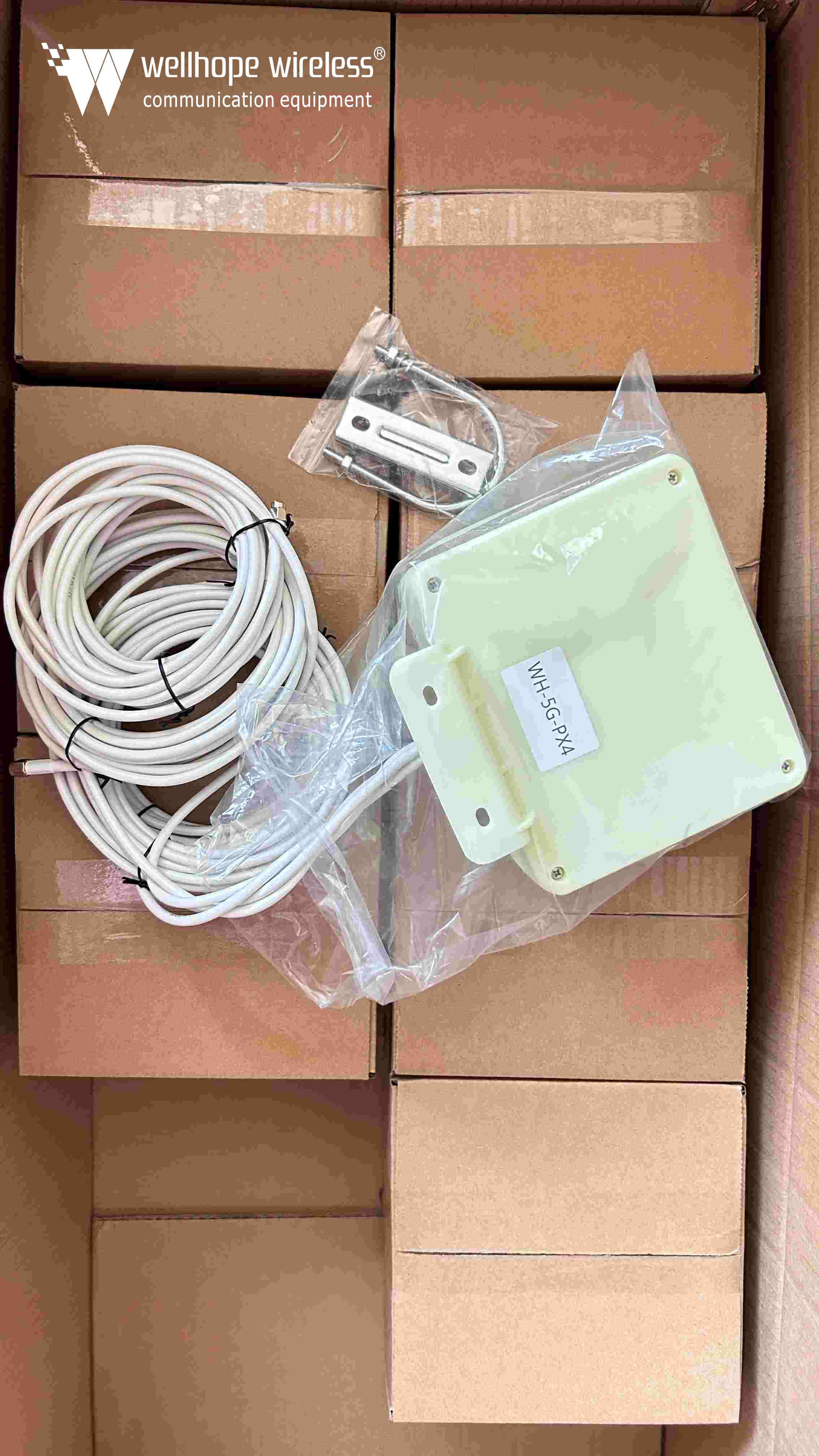 600-6000MHz omni patch antenna WH-5G-PX4